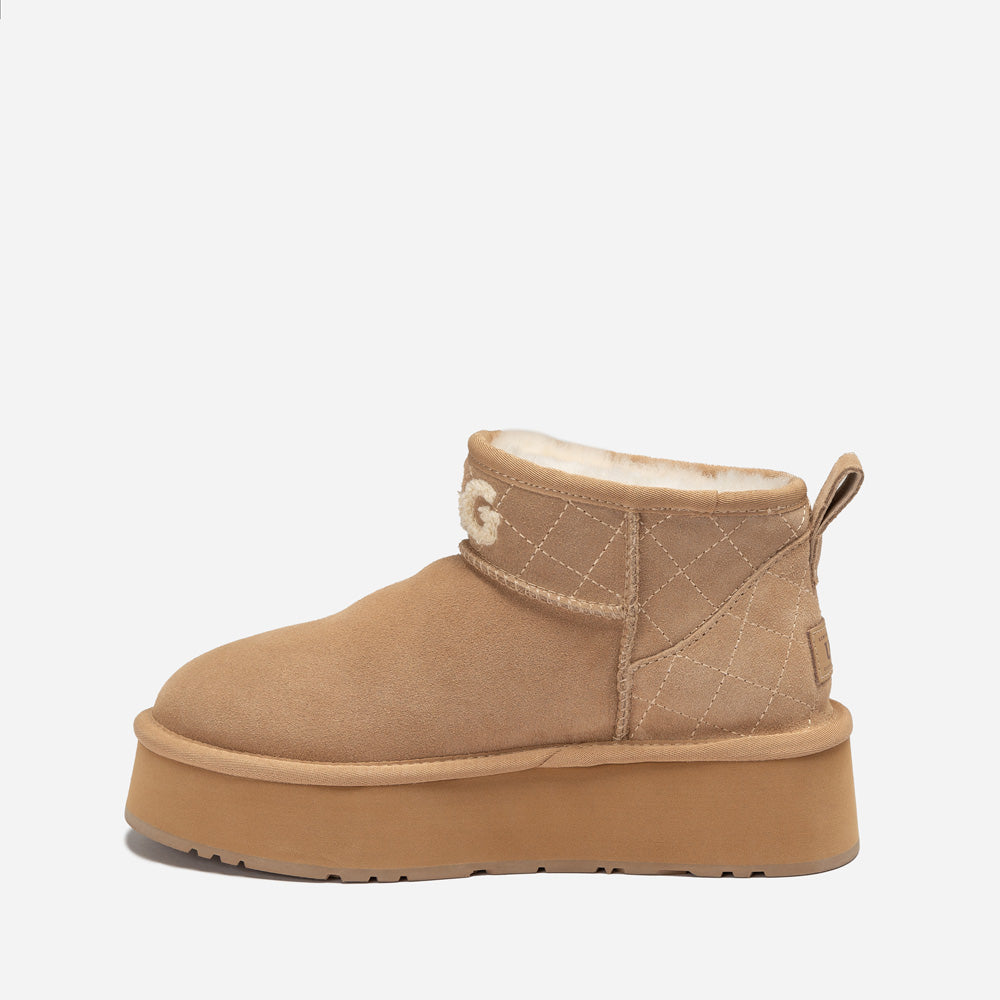 Ugg Classic Platform Knit Logo Matelassé Ultra Mini Boot
